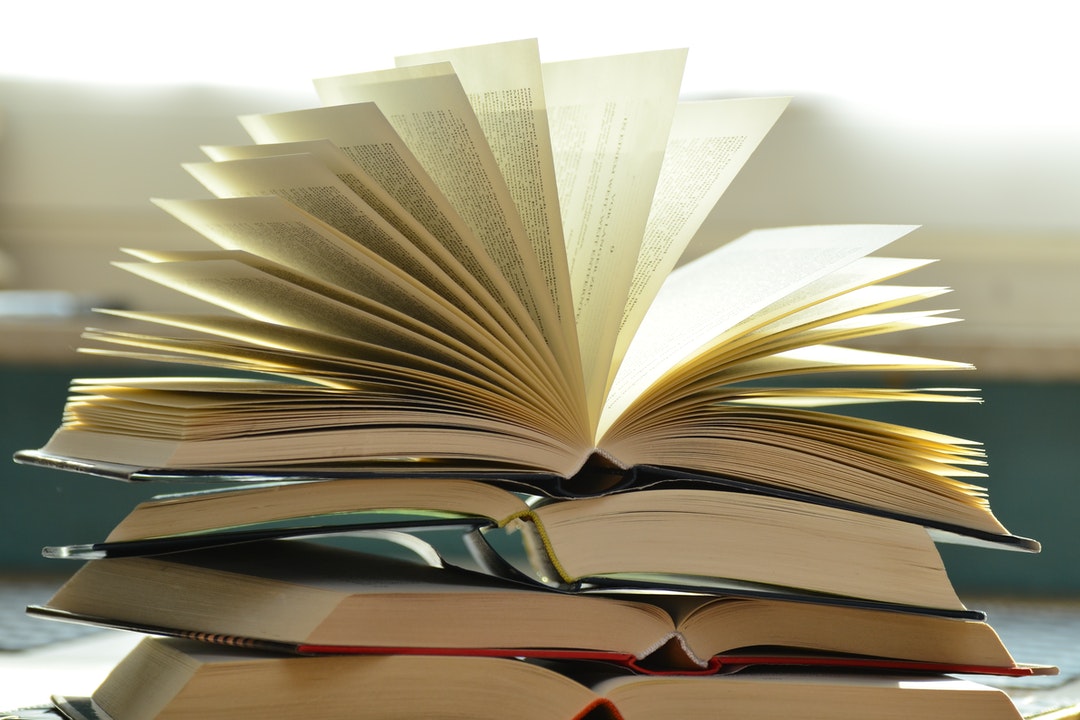 Read more about the article How to Copyright A Book: A Guide With Gusto